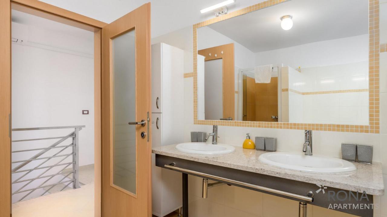 Rona Apartment Denis Umag Exterior foto